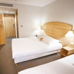 Triple Room 1 Double Bed 1 Single Bed